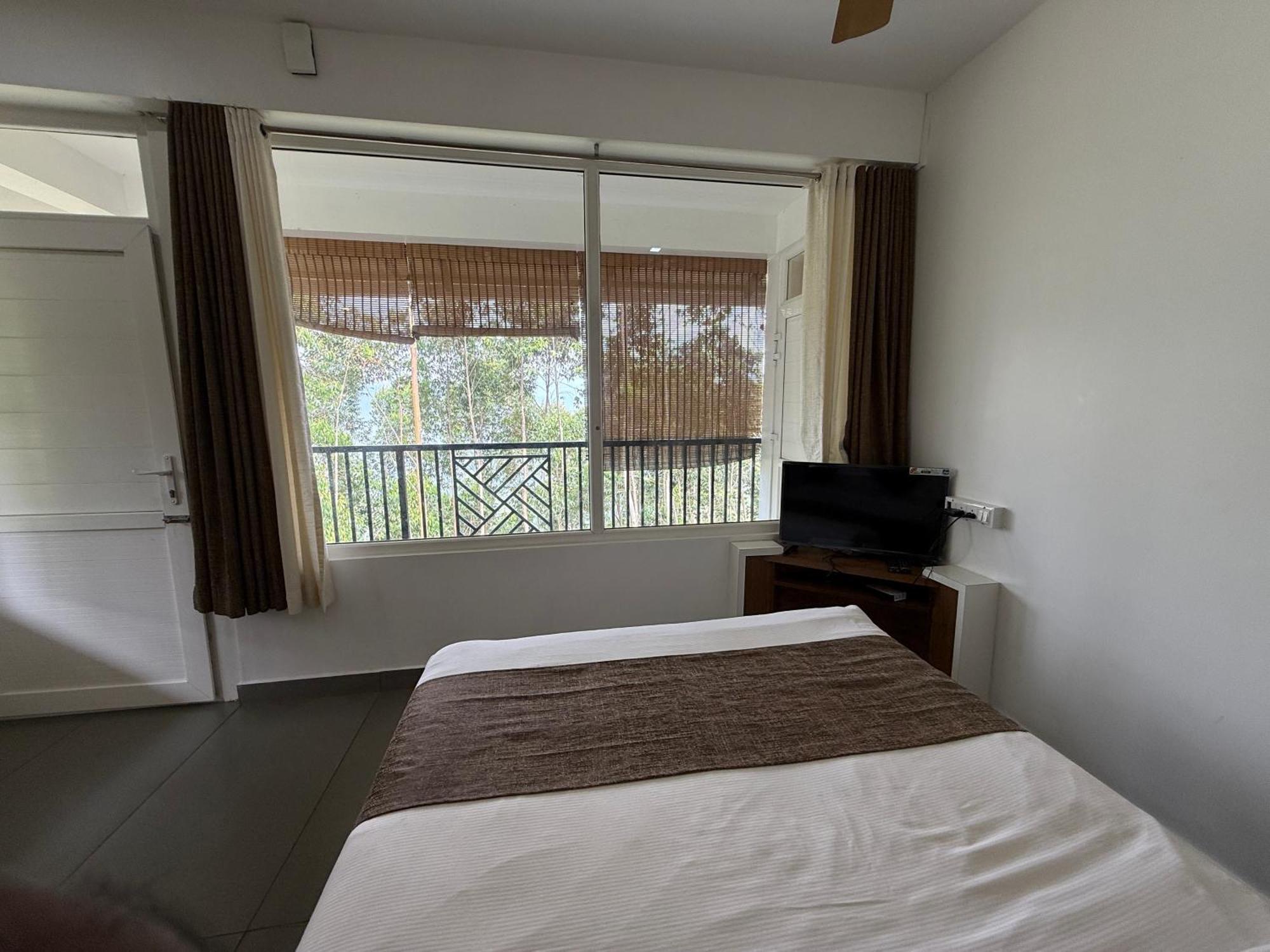 Honey Rock Otel Kanthalloor Dış mekan fotoğraf